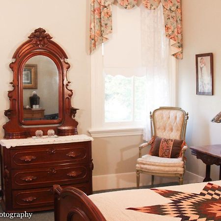 Flowertown Bed And Breakfast Summerville Esterno foto